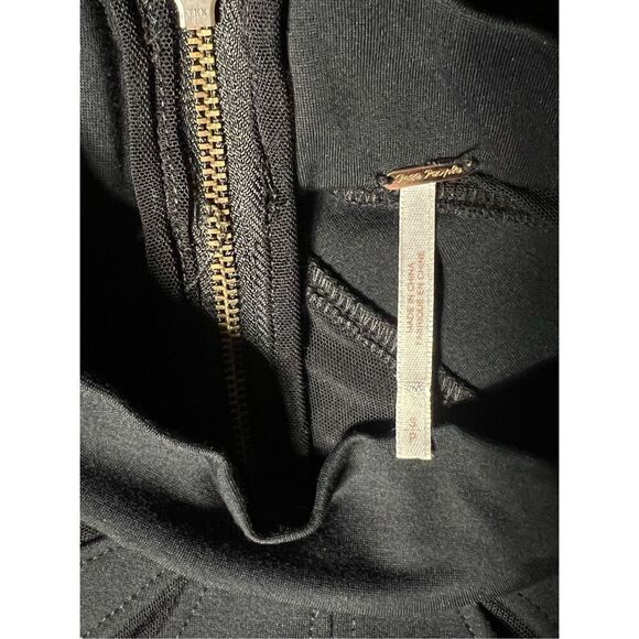 Free People Black Long Sleeve Fitted Mesh Insert Top Size Small - Picture 5 of 5